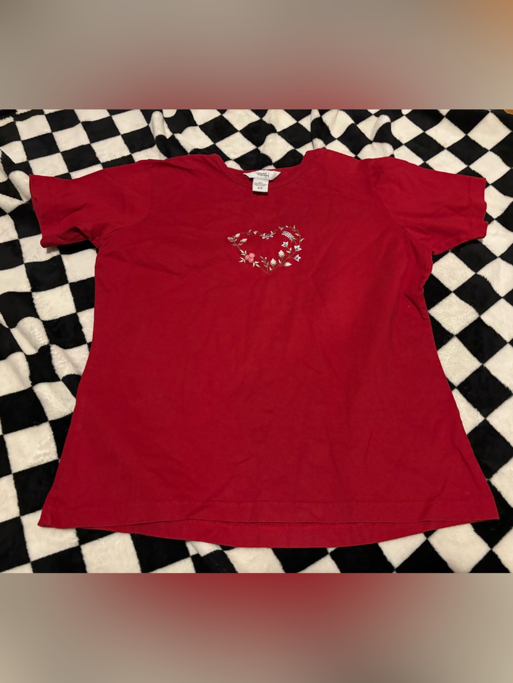 Northern reflections size small 100% cotton red shirt with heart detailing